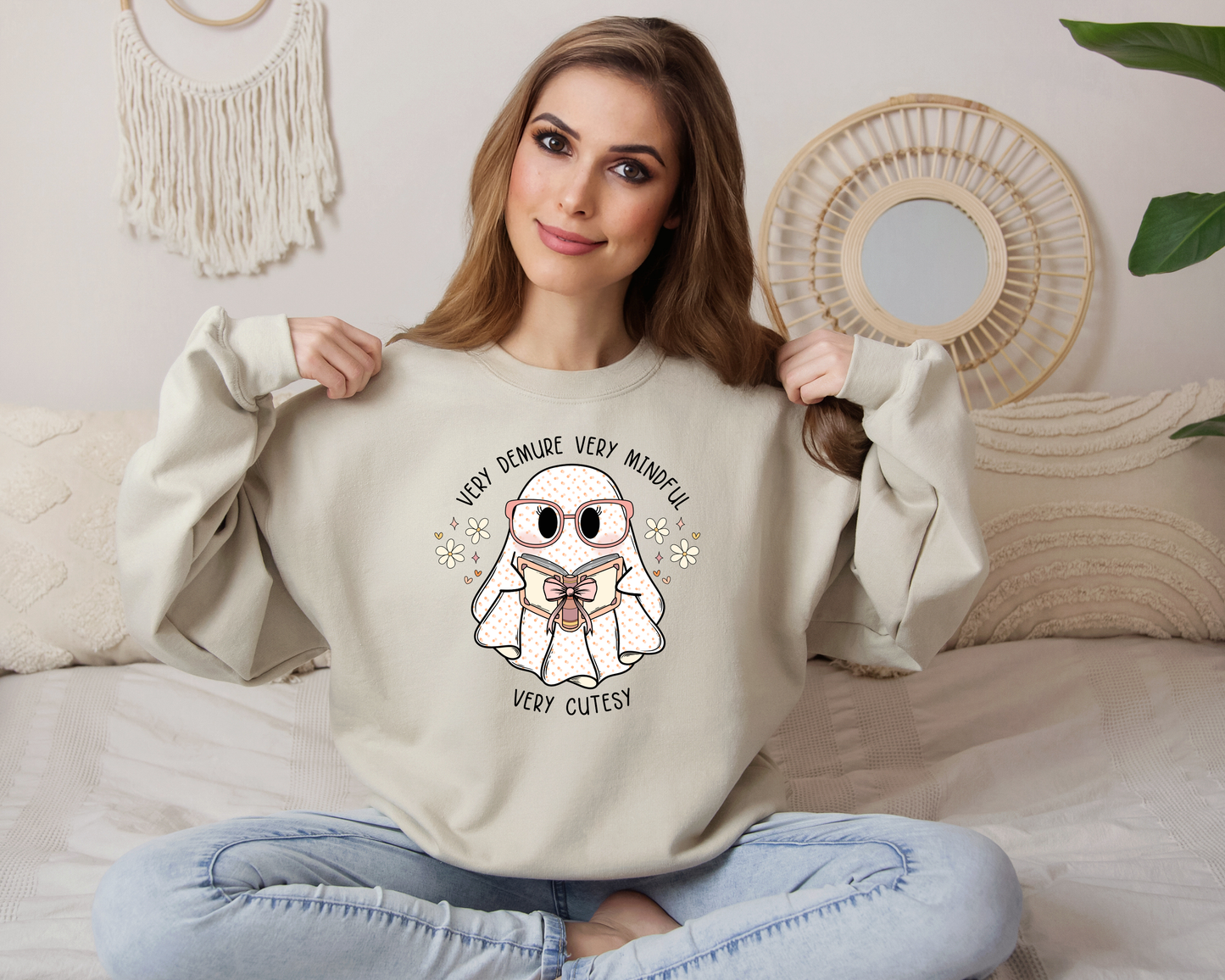 “Very Demure, Very Mindful”Sweatshirt